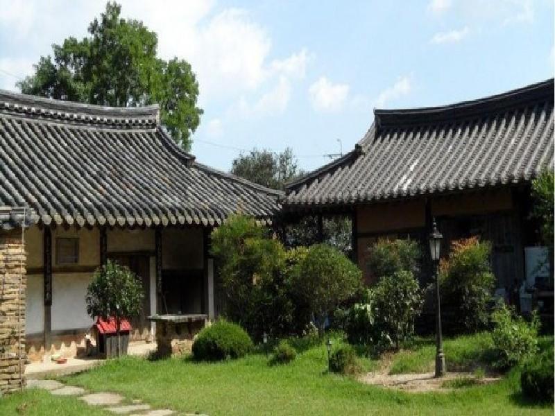 Hotel Goseong Choi Pilgan'S Old House Exteriér fotografie